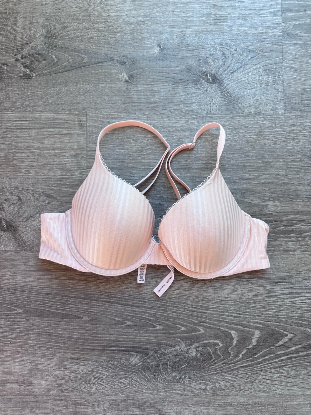 Victoria’s Secret Bra 36B perfect shape